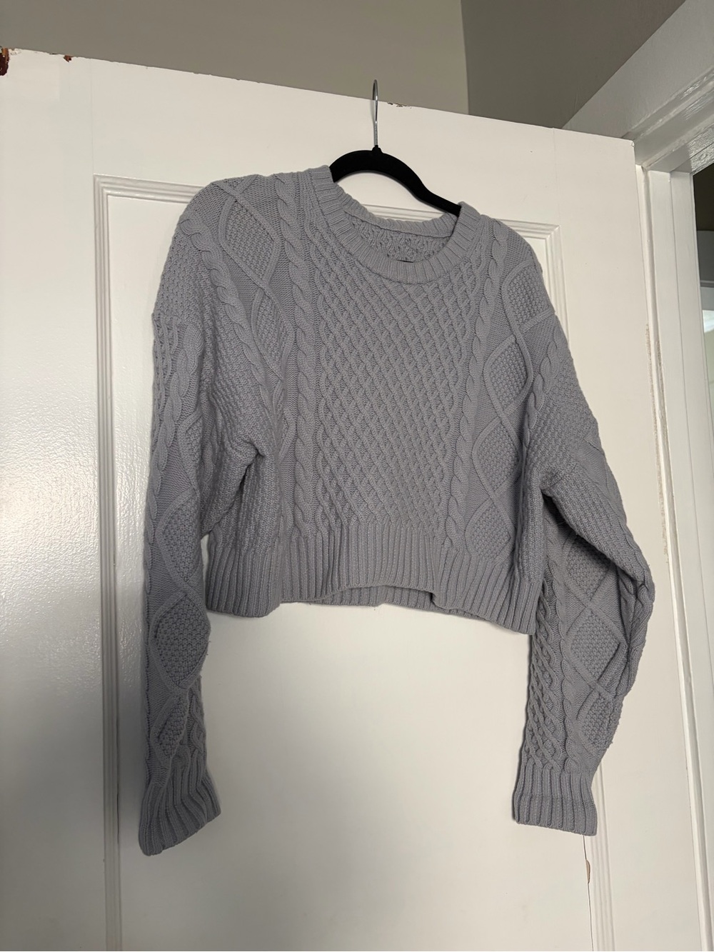 Aritzia Cable Knit Cropped Sweater - Light Blue Gray